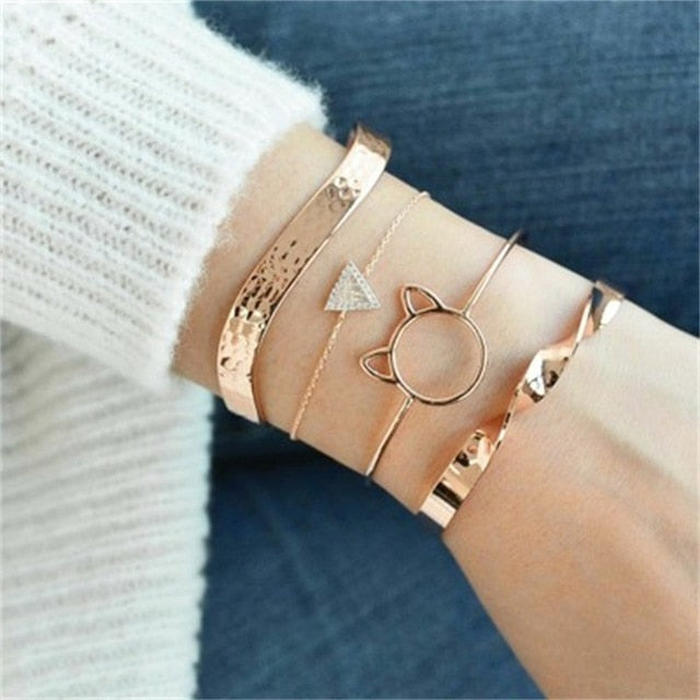 KISS WIFE 5Pcs/Set Fashion Punk Gold Chain Moon Leaf Crystal Geometry Open Bracelet Set Women Charm Beach Jewelry Drop Shipping