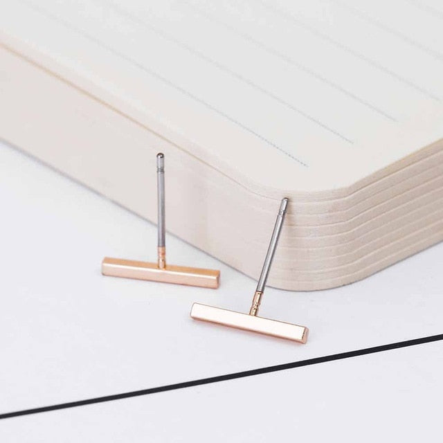 FAMSHIN 2019 Best selling NEW Women Fashion Simple Gold Silver Black Stud Earring Punk Rock Retro Circle Earring Piercing